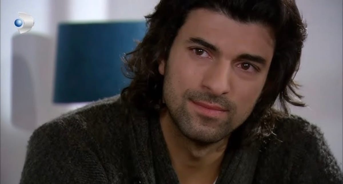 ‘Fatmagül’: Episódio marca viragem com desabafo profundo e declaração de amor de Kerim