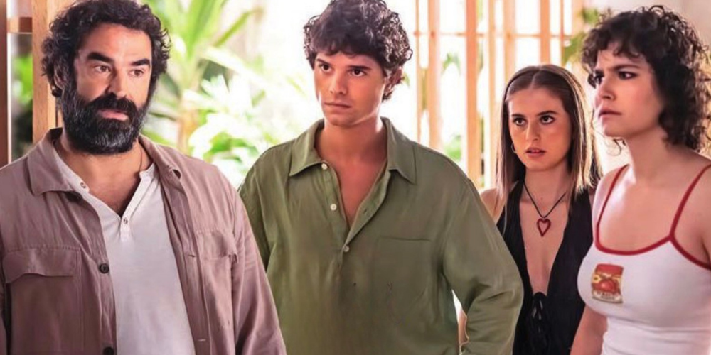 António impede namoro da filha ao acreditar que ela e Dudu são irmãos