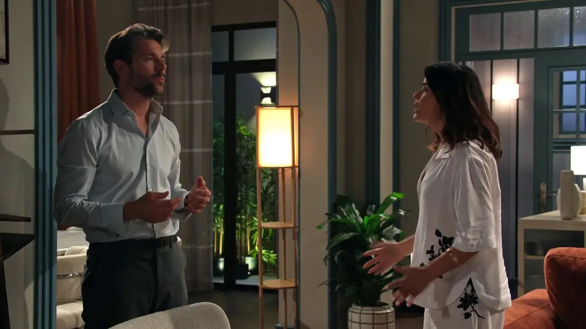 Isabel confronta João e acusa-o de trocar a família por outra mulher