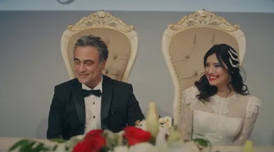 O Grande Dia: Melek e Halil casam felizes e com aprovação das Famílias!