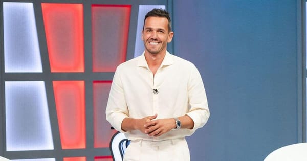 TVI mantém Pedro Teixeira nas noites de sábado para liderar
