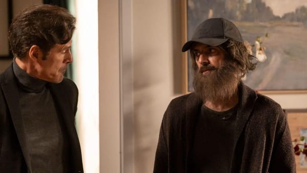A Protegida: Francisco muda de visual com ajuda de Clarice e Jorge