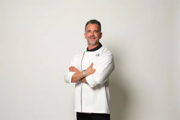 Estreia de 'Hell's Kitchen' agita a SIC com Flávio Teixeira a ser eliminado