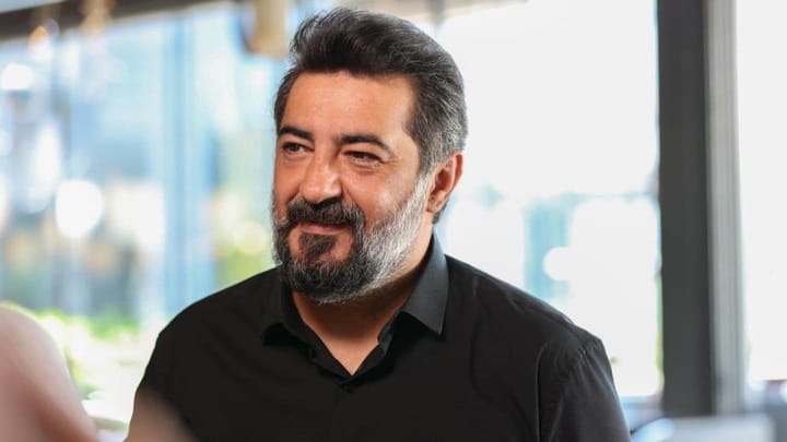 Akif, a personagem de 'For My Family' que deixa uma lição: Os maus não são sempre maus!