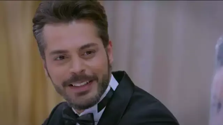 Wounded Birds. Levent vai descobrir que Ömer é seu filho biológico!