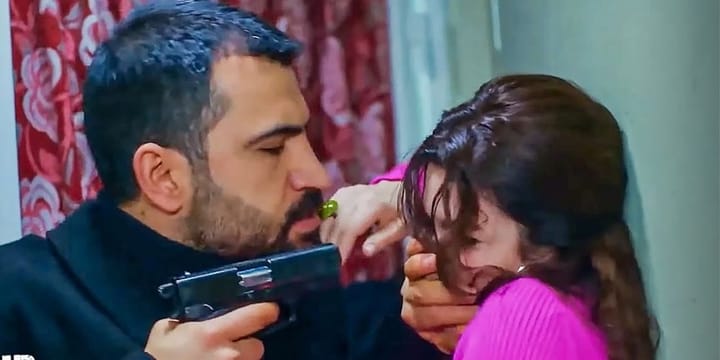 Final de 'Our Story': Filiz e Barış ficam juntos e Melek morre