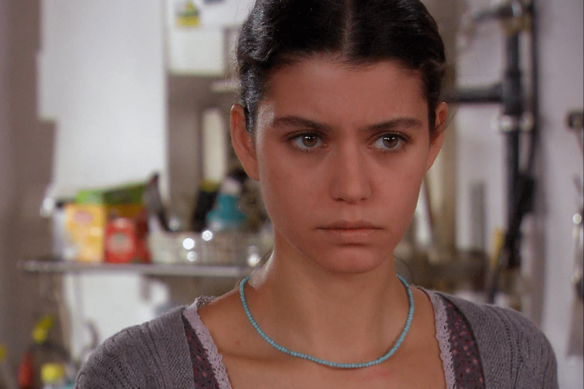 Fatmagül desmaia em Istambul e Kerim decide ir embora